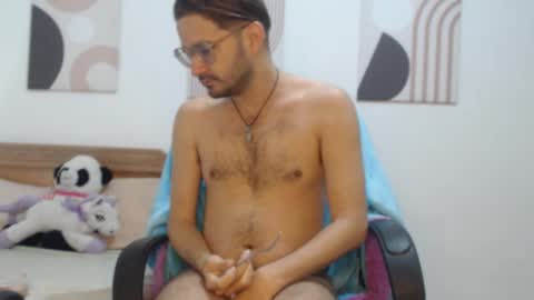 Snapshot of peter_x_annaud chatting on November 9, 11:30 am FELIPE online show from November 9, 11:30 am