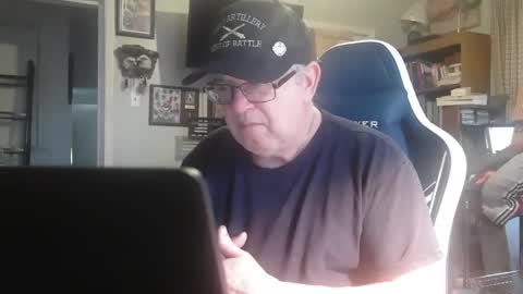 peterinohio57 online show from December 29, 7:22 pm