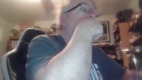 peterinohio57 online show from April 27, 10:13 am