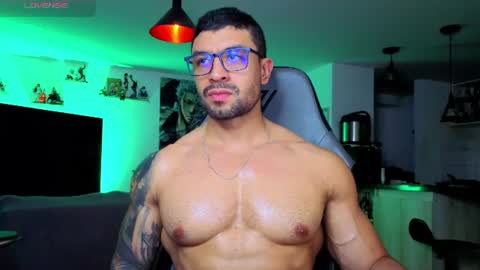 Snapshot of peterjack7 chatting on June 24, 12:31 am Peter Jack online show from June 24, 12:31 am