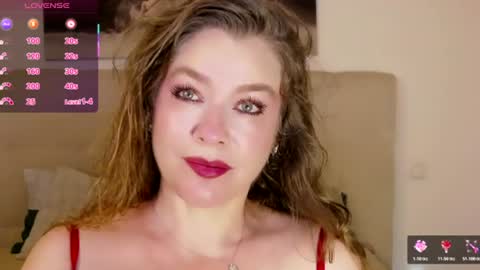 Peters Emily online show from July 19, 9:51 pm