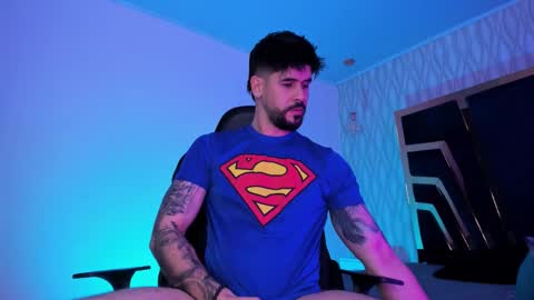 Snapshot of petesevans_1 chatting on December 2, 11:23 pm PETES EVANS new account online show from December 2, 11:23 pm