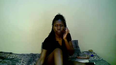 Snapshot of petite_anyaa chatting on October 30, 10:38 am Anya online show from October 30, 10:38 am