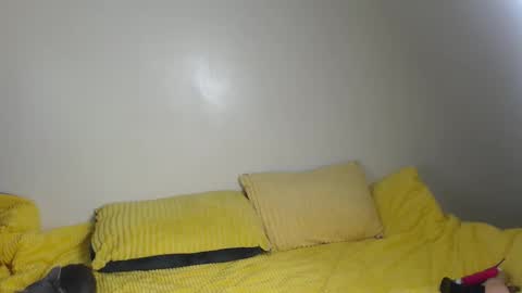 Snapshot of petite_anyaa chatting on November 26, 10:11 pm Anya online show from November 26, 10:11 pm