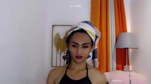 petite_barbie88 online show from July 12, 10:17 am