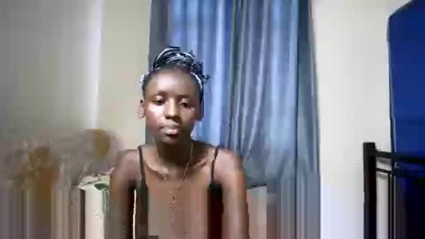 petite_funnie online show from October 28, 7:56 am