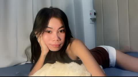 petite_kaye online show from June 16, 8:50 am