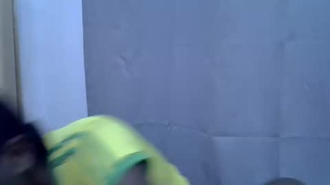 petite_melan online show from September 16, 11:22 am