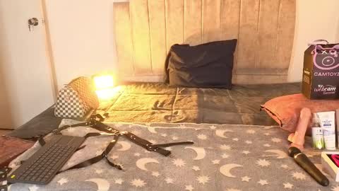 petite_pepper18 online show from April 6, 12:39 pm