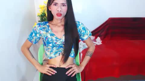 angela online show from April 3, 12:52 am