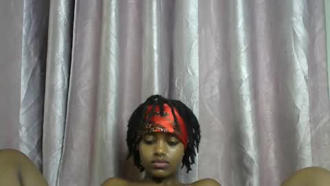 petite_star2 online show from December 16, 8:25 pm