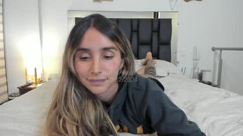 PetiteAlejaTs online show from December 30, 11:06 pm