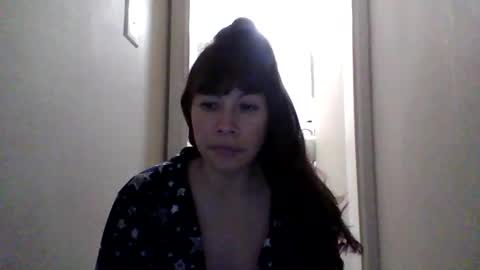 Snapshot of petitedoll30 chatting on November 16, 1:33 am Petitedoll30 online show from November 16, 1:33 am