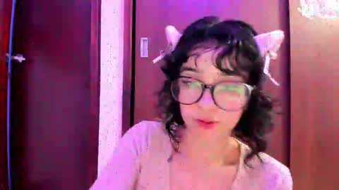 Lunna online show from October 27, 12:58 am