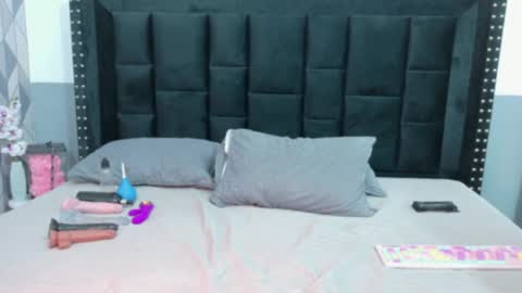 little sharon online show from March 14, 4:07 am