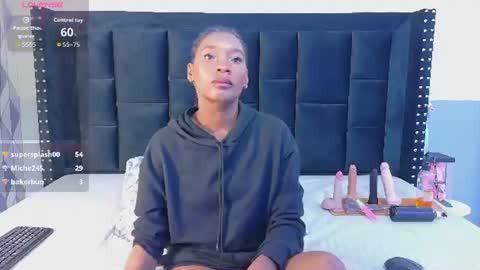 little sharon online show from July 28, 2:40 am
