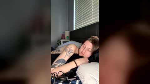 I am very new and dont know what im doing lol online show from May 27, 11:35 pm