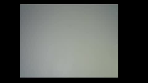 Snapshot of petitetingz chatting on May 28, 6:21 am petitetingz online show from May 28, 6:21 am