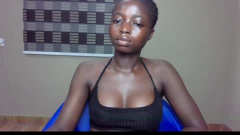 petitexxebony online show from June 6, 11:09 pm
