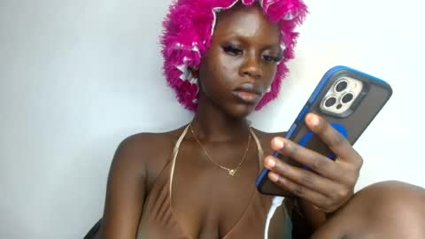 petitgirl88 online show from July 21, 10:34 pm