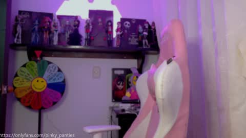 i.. .U can call me Nick ....    Help me to reach 200 thumbs up online show from September 17, 12:12 am