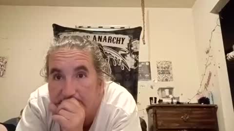 Snapshot of petraszkot chatting on June 27, 8:03 pm petraszkot online show from June 27, 8:03 pm
