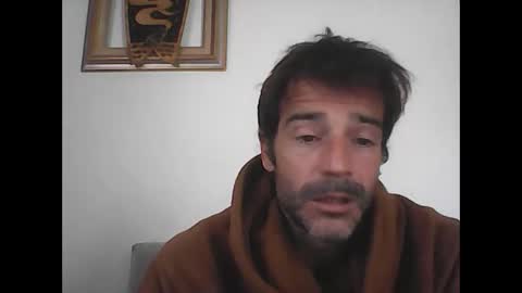 Snapshot of petterr86 chatting on December 18, 12:07 pm petterr86 online show from December 18, 12:07 pm