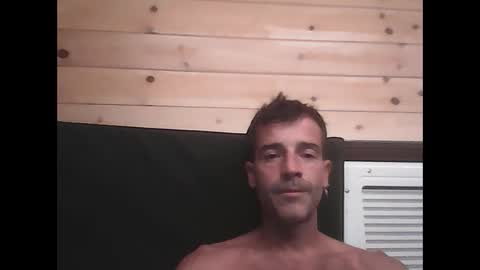 Snapshot of petterr86 chatting on February 20, 8:47 pm petterr86 online show from February 20, 8:47 pm