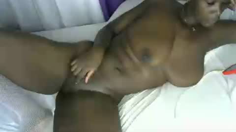 Snapshot of pettite_cora1 chatting on July 12, 12:23 am pettite_cora1 online show from July 12, 12:23 am