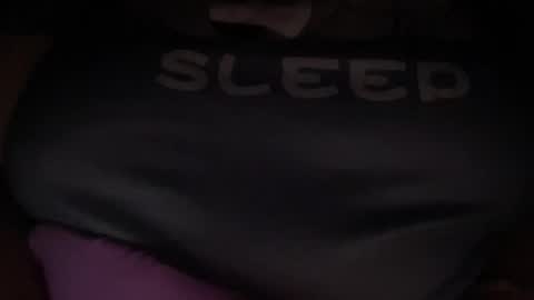 peular online show from April 25, 11:24 pm