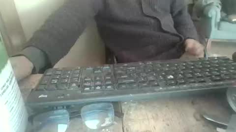 peyo873996 online show from May 7, 7:58 am