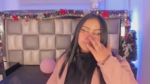 Snapshot of peyton_wat20 chatting on December 4, 4:00 am peyton_wat20 online show from December 4, 4:00 am