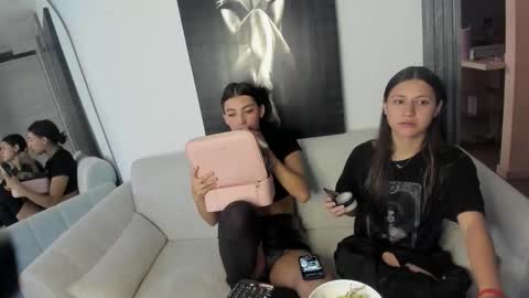 Snapshot of peyton_ws chatting on September 28, 10:48 pm Peyton online show from September 28, 10:48 pm