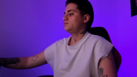 peytonbox online show from September 29, 11:37 am