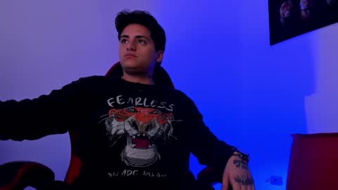 peytonbox online show from October 17, 11:24 am