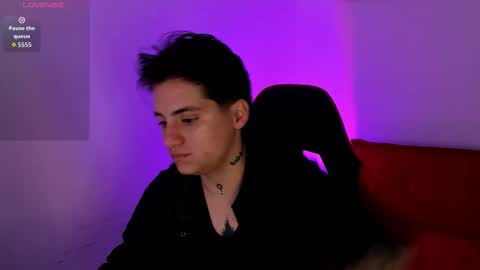 peytonbox online show from November 10, 11:20 am