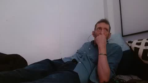 pgrower online show from April 23, 2:02 am