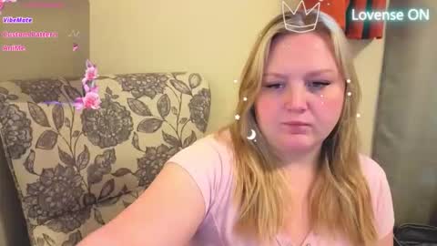 PhatAssBlond online show from April 4, 8:06 pm