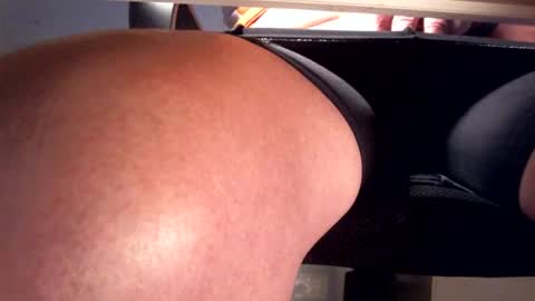 Snapshot of phil1024 chatting on December 21, 8:54 am Phil online show from December 21, 8:54 am