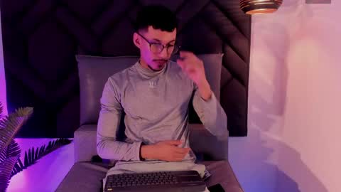 Milo online show from June 6, 2:16 am