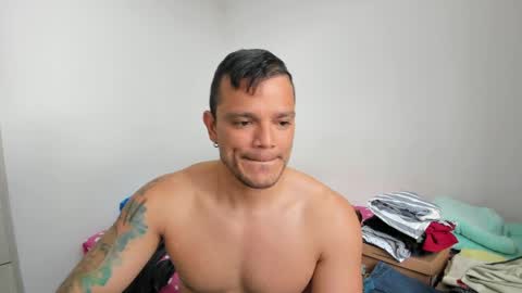 Snapshot of philipe_inzagui chatting on March 28, 8:08 pm Philipe online show from March 28, 8:08 pm