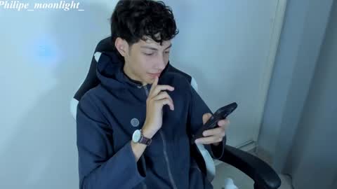 Snapshot of philipe_moonlight_ chatting on February 26, 11:48 pm Phil.   INDEPENDENT MODEL online show from February 26, 11:48 pm