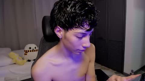 Snapshot of philipe_moonlight_ chatting on May 16, 2:52 am Phil. INDEPENDENT MODEL online show from May 16, 2:52 am