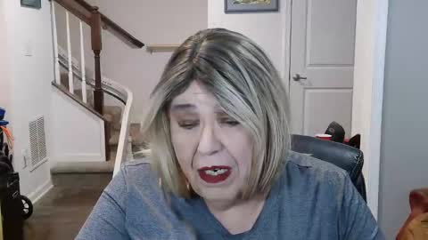 Snapshot of phillyguy195601 chatting on September 11, 4:01 am Geri online show from September 11, 4:01 am