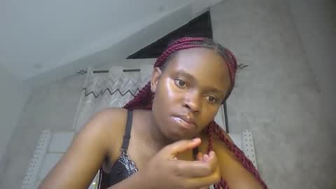 phoebe online show from March 13, 7:20 pm