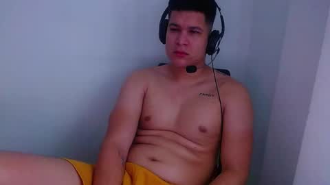 AdnierGnz online show from January 28, 11:38 am