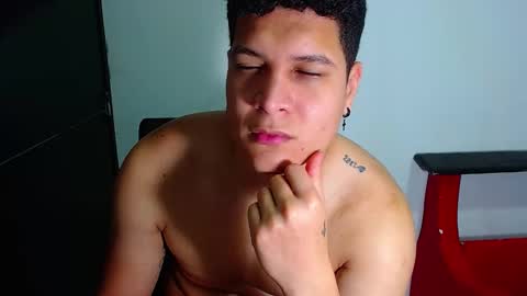 AdnierGnz online show from February 15, 6:55 am