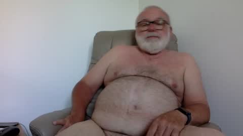 Snapshot of phozzagain chatting on June 28, 8:31 am phozzagain online show from June 28, 8:31 am
