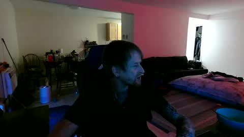 Snapshot of phrostdd chatting on June 23, 12:08 am FrankenDaddy online show from June 23, 12:08 am