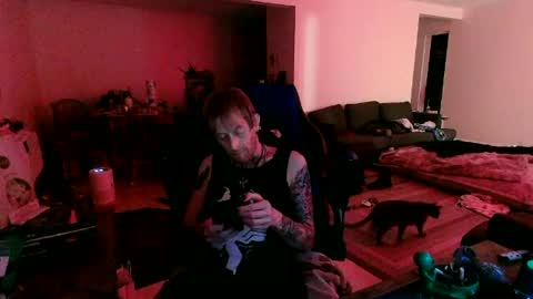 Snapshot of phrostdd chatting on July 5, 4:07 am FrankenDaddy online show from July 5, 4:07 am